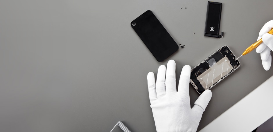 How To Fix A Cracked Phone Screen Without Replacing Items